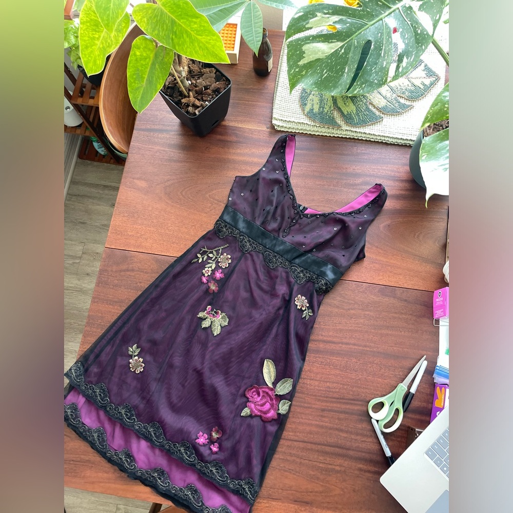 Vintage Y2K Beaded Adrianna Papell Dress